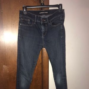 Very cute express jeans midrise